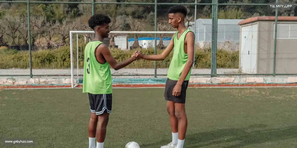 milan米兰🥏极限运动的腾空翻转,挑战地心引力,做自己的英雄!